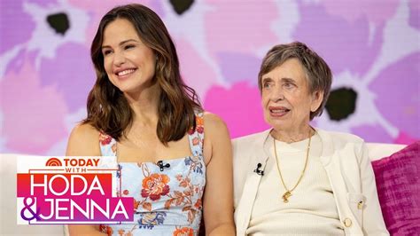 jennifer lohan|Jennifer Garner and her mom, Pat, talk joy of cooking together.